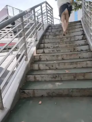 181233heen3ey3yjyk0le3.gif